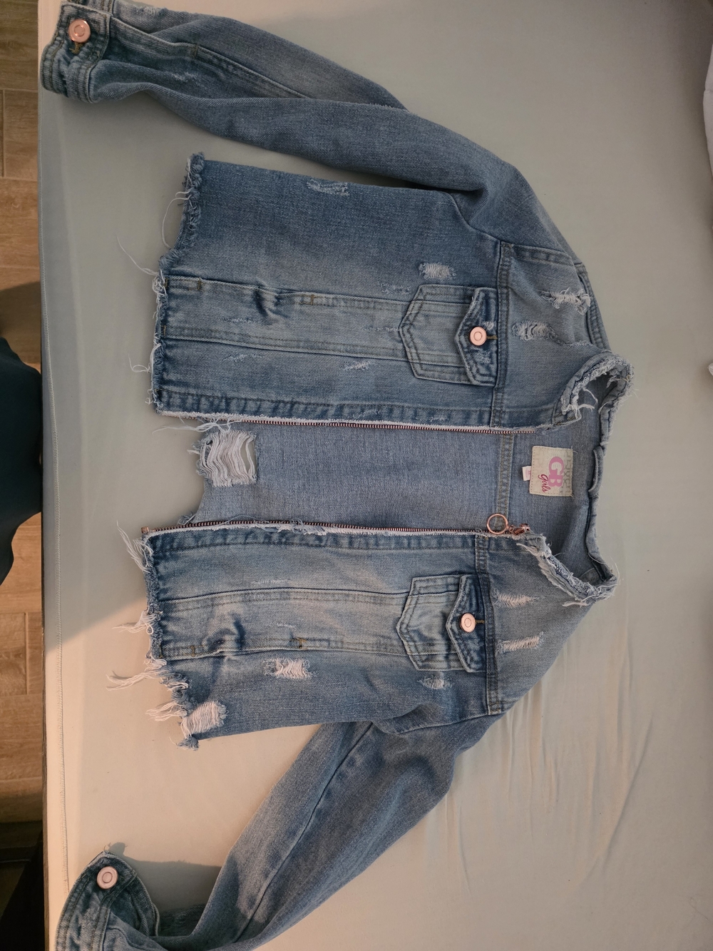 Subcategory selection for women's jeans image